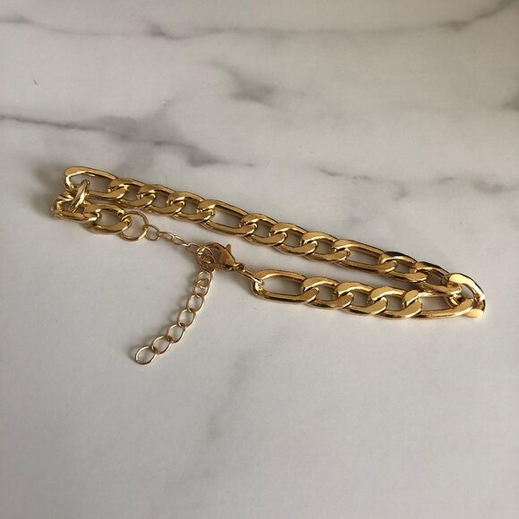 Figaro Chain Bracelet - 14K Gold-Plated - Picture 4 of 4